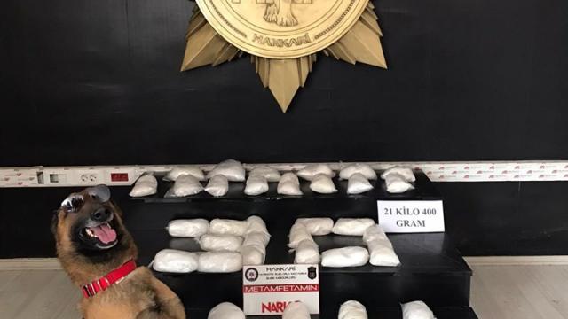 Hakkaride 21 kilo 400 gram metamfetamin ele geçirildi
