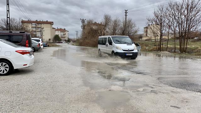Kırşehirde dolu etkili oldu