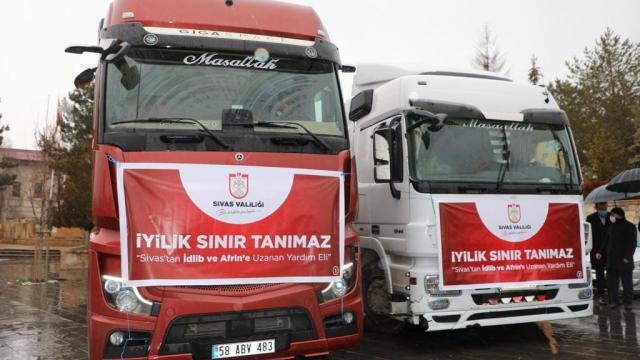 Sivastan Suriyeye 2 tır gıda malzemesi gönderildi