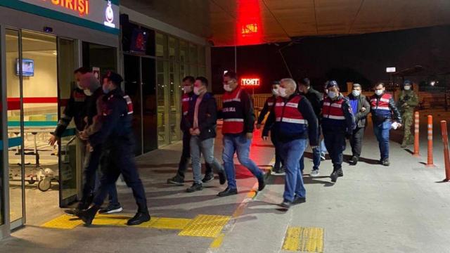53 il ve KKTCde FETÖ operasyonu: 41 tutuklama