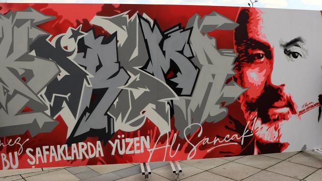 İstiklal Marşı ve Mehmet Akif grafitiyle anlatılacak