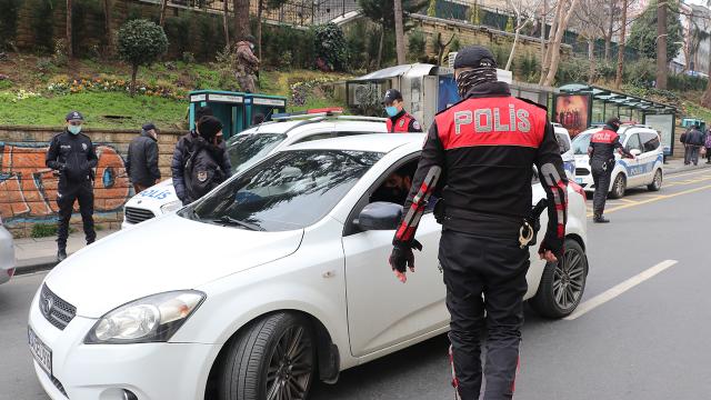 İstanbulda helikopter destekli asayiş uygulaması