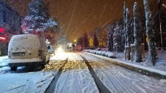 Çankırı ve Konyada yüz yüze eğitime kar engeli