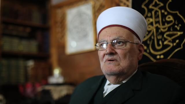 İsrailden Şeyh İkrime Sabriye bir ay seyahat yasağı