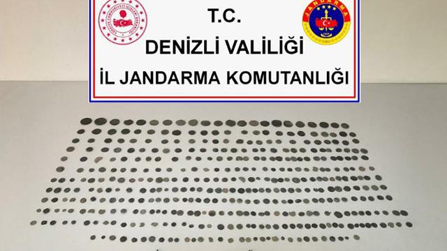 Denizlide 395 tarihi eser ele geçirildi: 3 gözaltı