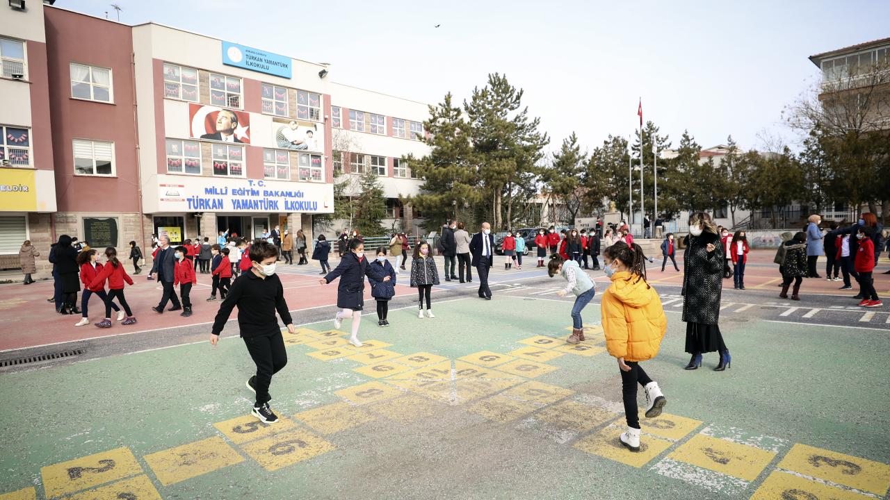 ÇOK YÜKSEK RİSKLİ İLLERDE YÜZ YÜZE EĞİTİM