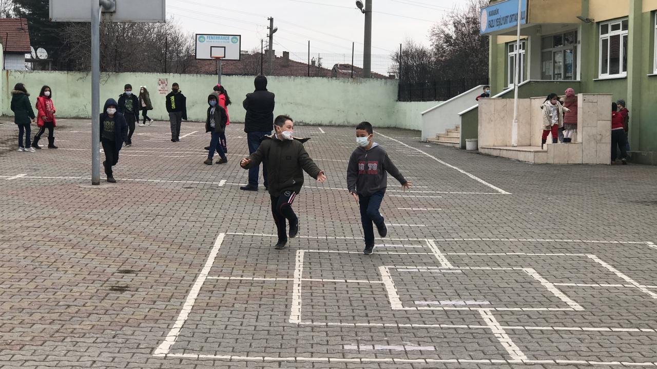 ÇOK YÜKSEK RİSKLİ İLLERDE YÜZ YÜZE EĞİTİM