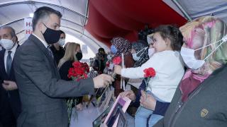 Bakan Pakdemirli'den evlat nöbetindeki ailelere ziyaret