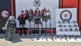 Adana'da polis denetimlerinde ruhsatsız 62 silah ele geçirildi