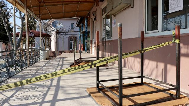 Edirnede vakalar arttı: 3 okulda eğitime ara verildi, 1 köy karantinaya alındı