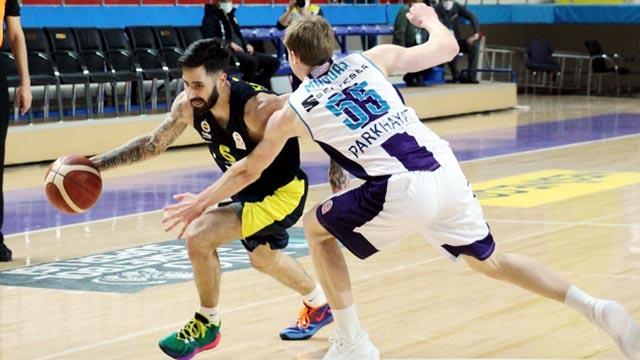 Fenerbahçe Beko deplasmanda güldü