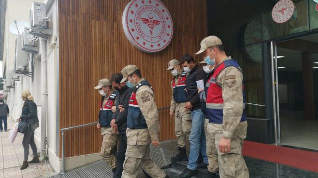 Kiralık araç ile hırsızlık yapan 2 şüpheli tutuklandı
