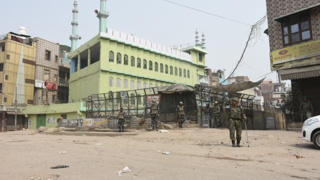 Bangladeşte Modi karşıtları polisle çatıştı: 4 ölü