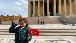 Küçük Hira Ata'sına ve Anıtkabir'e kavuştu