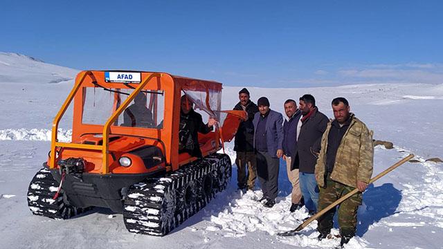 Su arızasını gidermek için gittikleri dağda mahsur kalan 14 kişi kurtarıldı