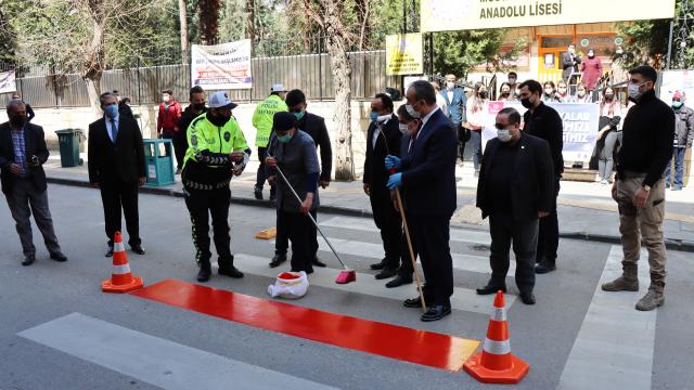 Kiliste "Yaya Önceliği Kırmızı Çizgimizdir" etkinliği düzenlendi