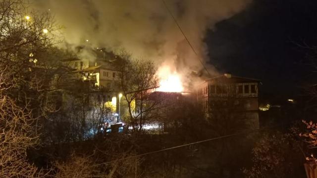 130 yıllık tarihi konakta yangın
