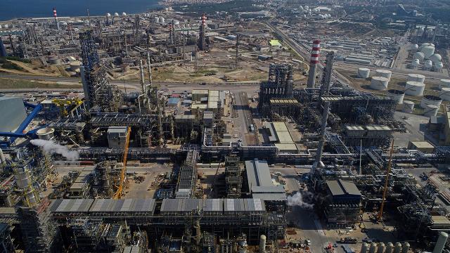 Petrol ithalatı ocak ayında yüzde 24,7 azaldı