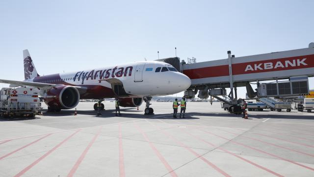 FlyArystanın Türkistan-Sabiha Gökçen Havalimanı seferleri bugün başladı