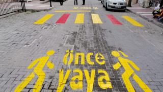 Yaya geçitlerinde "kırmızı çizgi" dönemi başlıyor