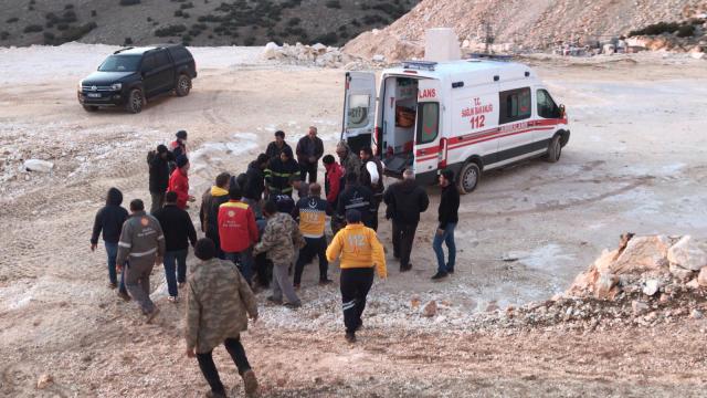 Motosiklet mermer ocağı sahasına düştü, sürücü öldü