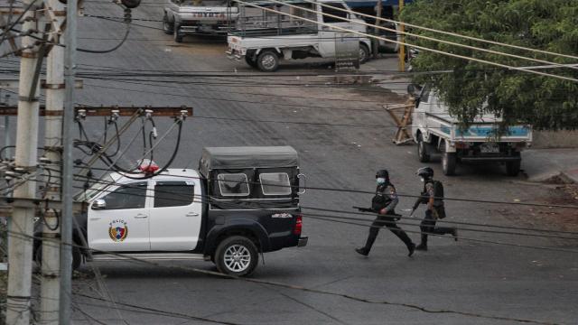 Myanmarda ordu ile etnik silahlı grup arasında çatışma: 5 ölü