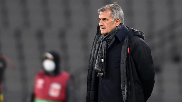 Şenol Güneş: Kazanılması gereken bir maçta iki puan kaybettik