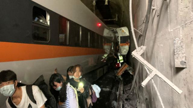 Tayvandaki tren kazasıyla ilgili soruşturma başlatıldı