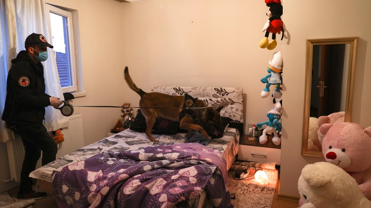 Ankara`da 72 adrese eş zamanlı baskın 