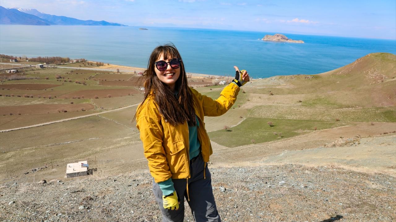 "Akdamar Adası`na karşı uçmak çok eğlenceli"