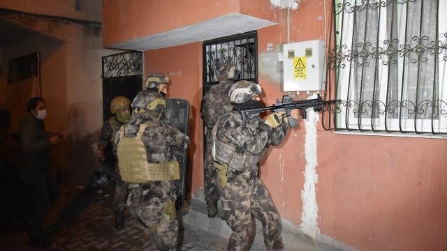 Adanada terör örgütü PKK/KCK operasyonu: 8 gözaltı