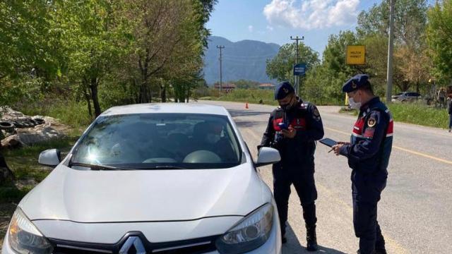 Muğlada Covid-19 tedbirlerine uymayan 66 kişiye ceza kesildi