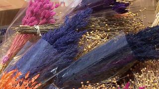 Bayındır'ın kurutulmuş çiçekleri evleri süslüyor