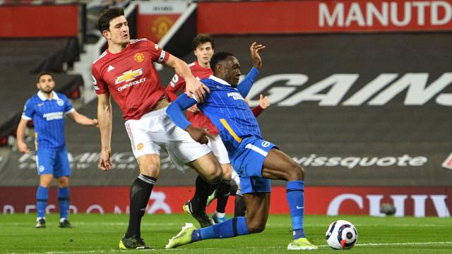 Manchester United geriden gelip kazandı