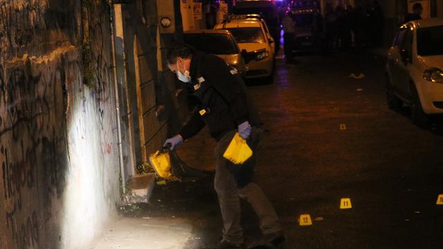 İzmirde tartışma silahlı kavgaya dönüştü: 6 yaralı
