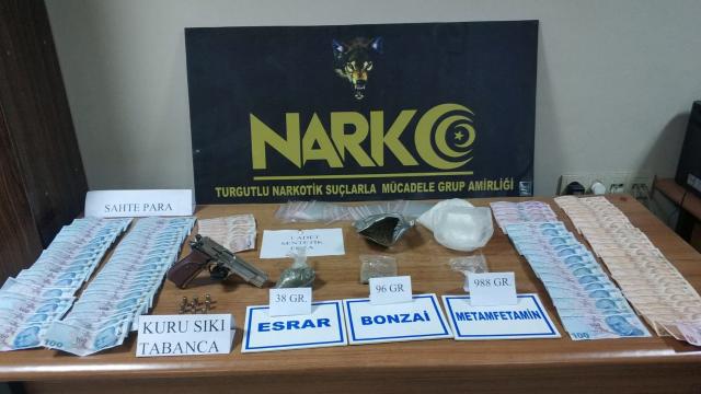 Manisada uyuşturucu operasyonu: 3 tutuklama