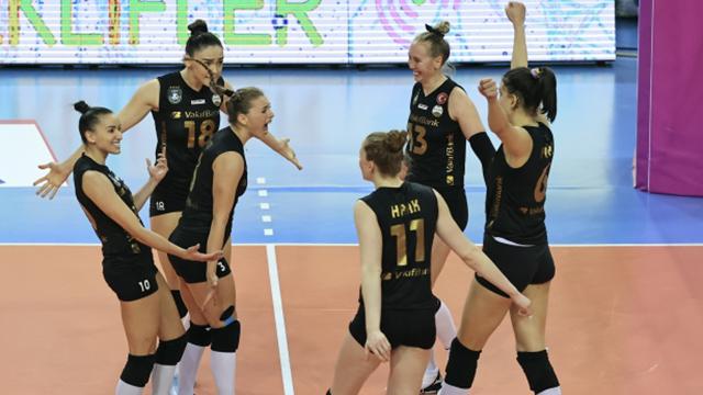 VakıfBank, Sultanlar Liginde finalde
