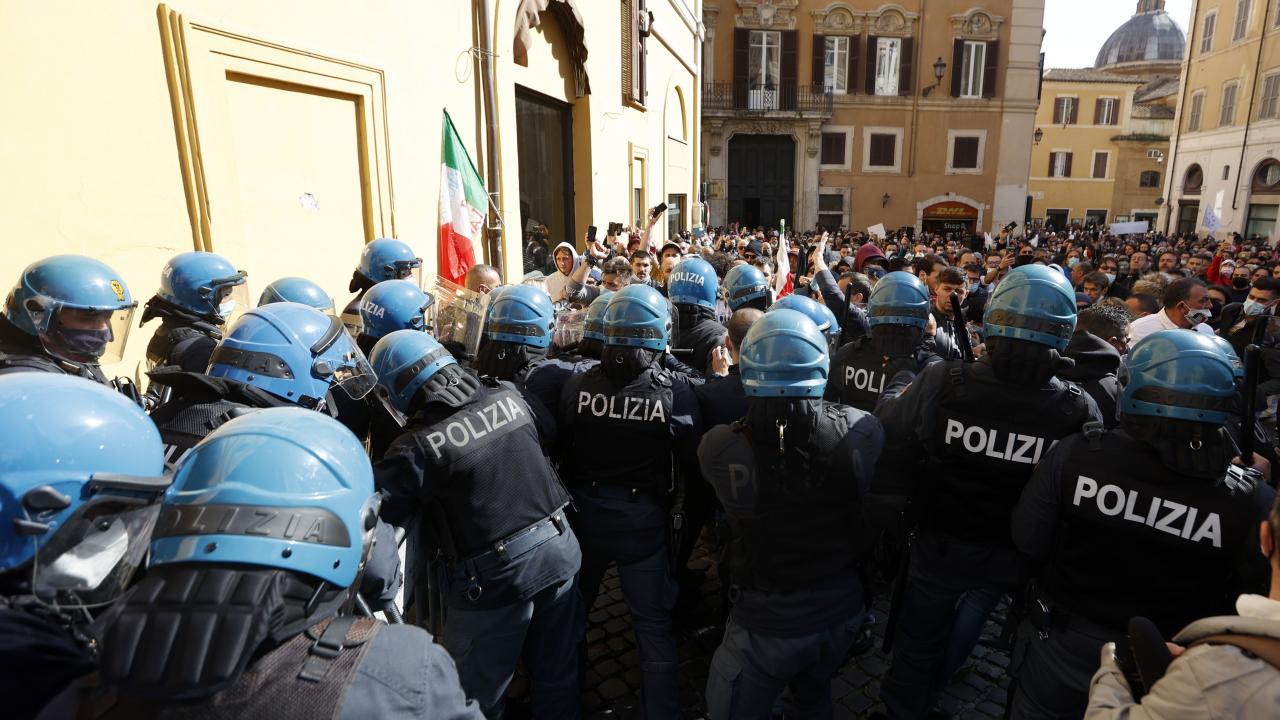 “Ekmek alacak paramız yok"