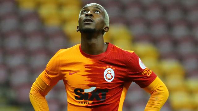 Henry Onyekurunun annesi hayatını kaybetti