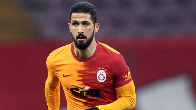 Emre Akbabadan imza parası haberlerine tepki