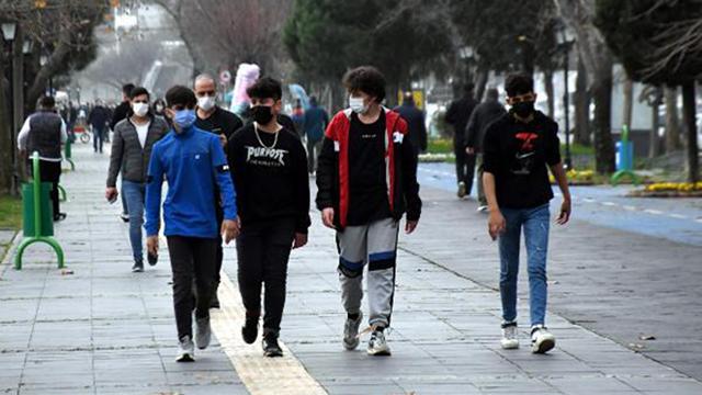 Tekirdağda artan vakaların yüzde 30unu gençler oluşturuyor