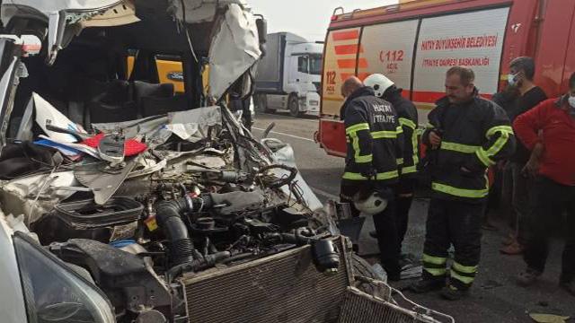 Hatayda zincirleme trafik kazası: 5 yaralı