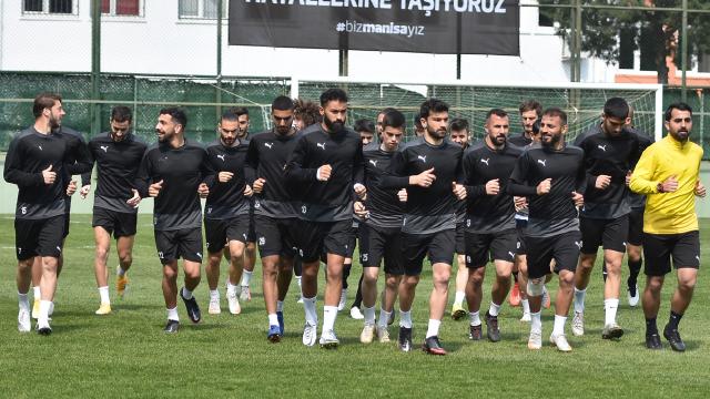 Tek namağlup takımı Manisa FK TFF 1. Ligine çok yakın