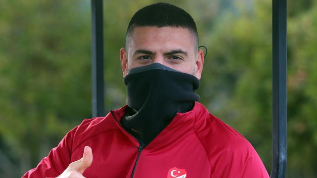 Merih Demiral koronavirüsü yendi