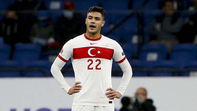 Ozan Kabak İstanbulda kupa kazanmak istiyor