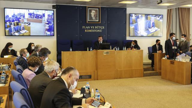 Kamu tahsil usulü değişikliği komisyondan geçti