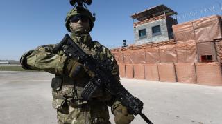 Üs bölgelerinde yaşam nasıl oluyor?