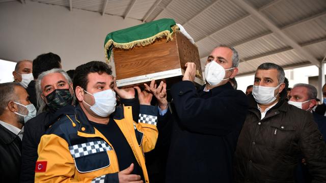 Adalet Bakanı Gülün acı günü