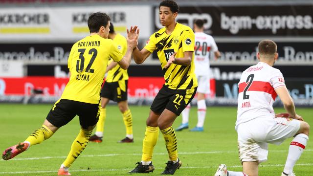 Borussia Dortmund 3 puanı 3 golle aldı