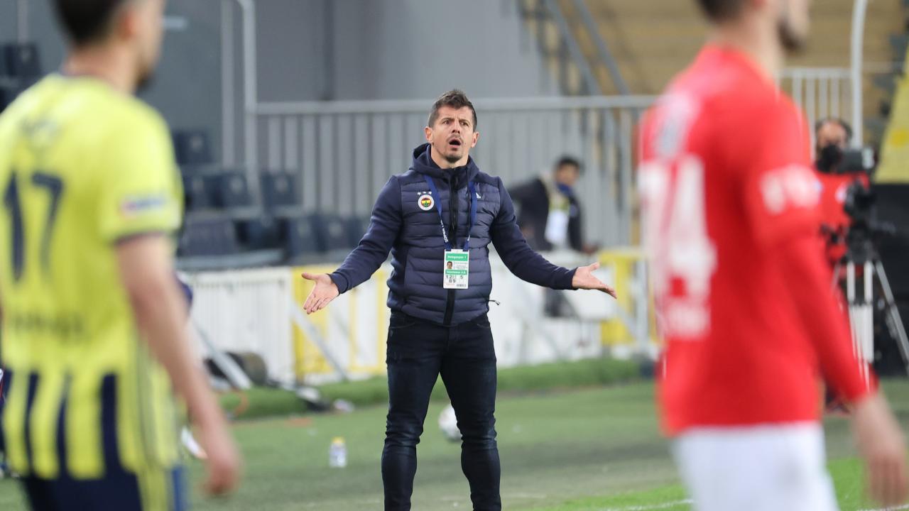 İlk yarıdan dakikalar